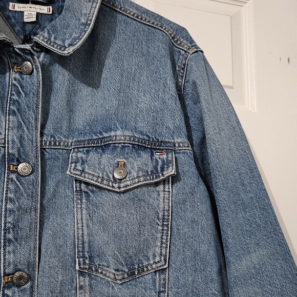 NWT: Women's Tommy Hilfiger Classic Denim Jacket - XXL - Picture 6 of 12
